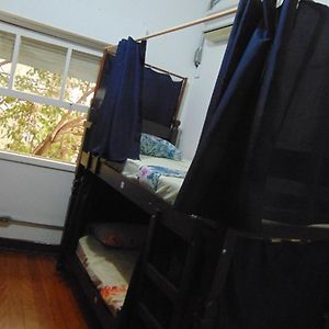 Habitación para Mujeres Compartida